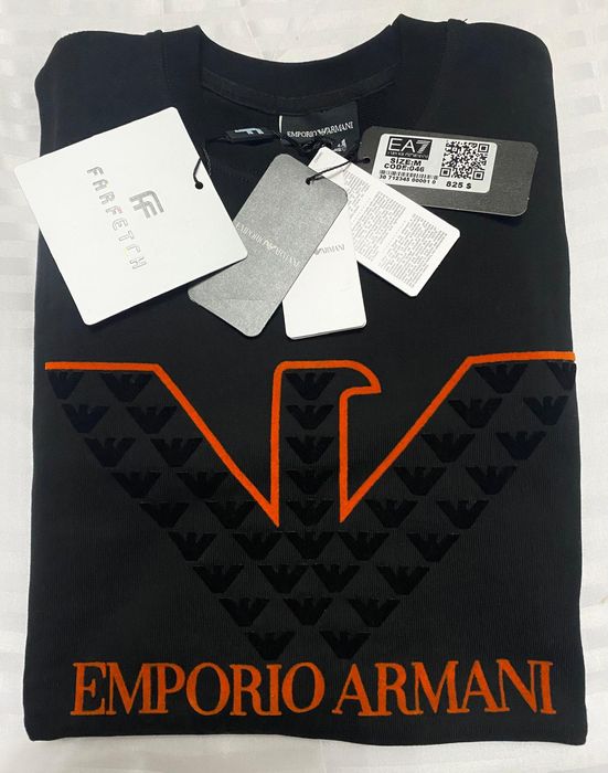 Vând bluze noi Emporio Armani