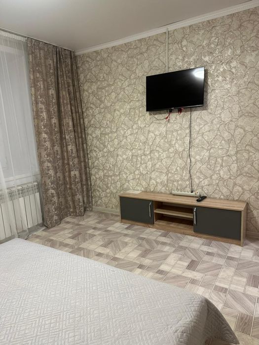 1 комнатная посуточно 9-17