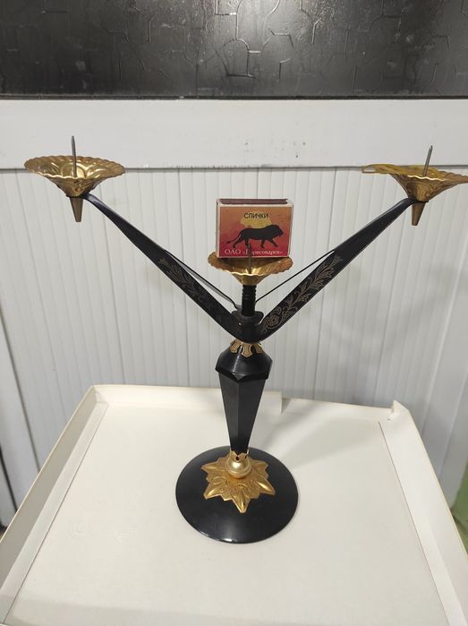 Подсвечники металлические