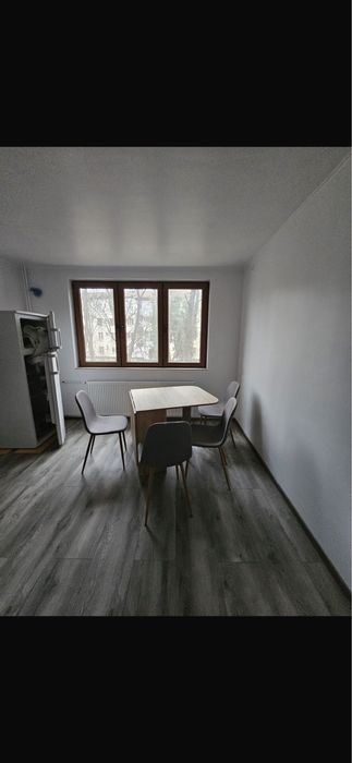 Vând apartament doua camere renovat !!!