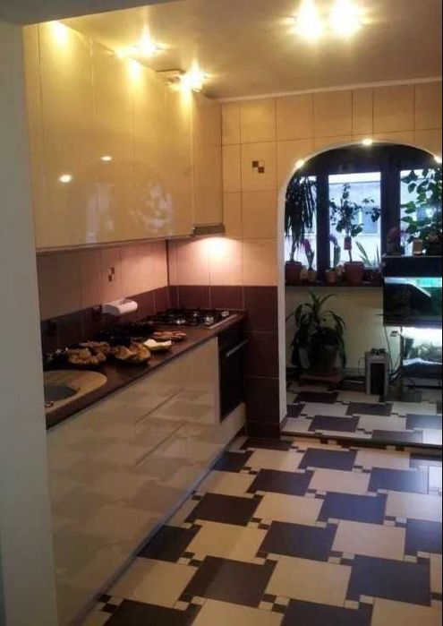 Дава се под наем Двустаен апартамент в Бургас, Сарафово - 50 кв.м за 255 € - Снимка #4