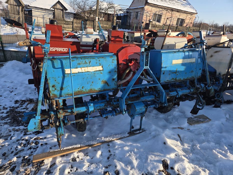 Semanatoare Porumb Monosem 4 sire