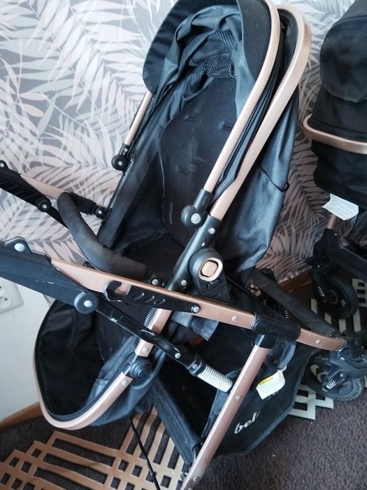 2 коляски , или коляска для двойни