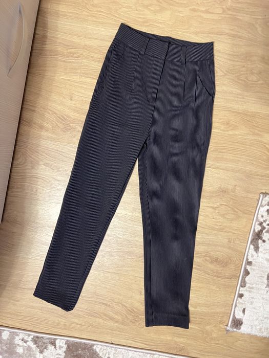 Pantaloni Karol cu talie inalta curea si dungi XS