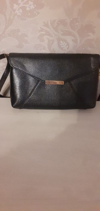 Продам сумочку клач
