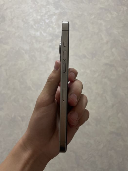 Iphone 15 Pro Max “natural Titanium”