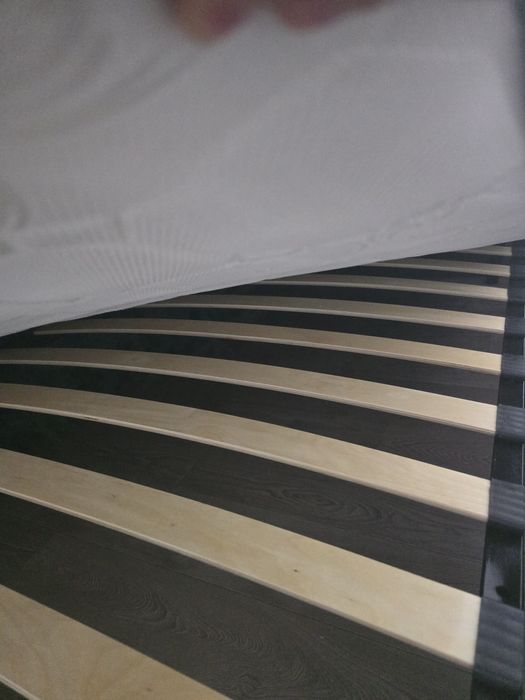 Продам кровать большую