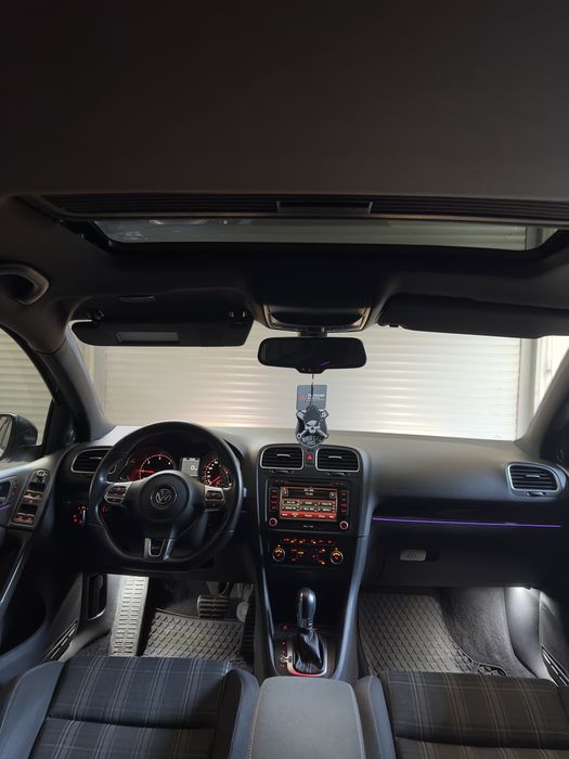 VW Golf 6 GTD DSG/BI-Xenon/Trapa/Dynaudio