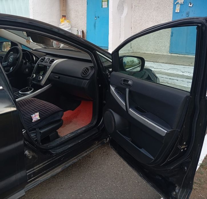 Mazda CX 7 В хорошем состоянии.
