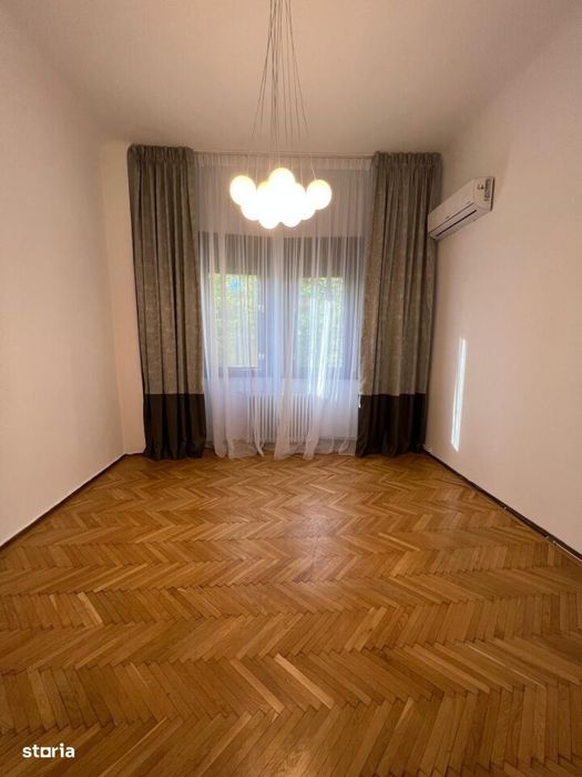 Apartament 4 camere de închiriat în vilă – Primăverii