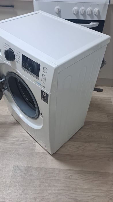 Продам стиральную машину