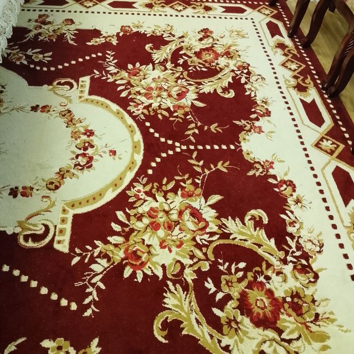 Перде және кілемдер