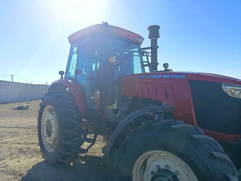 Traktor FM WORLD WD 1304E