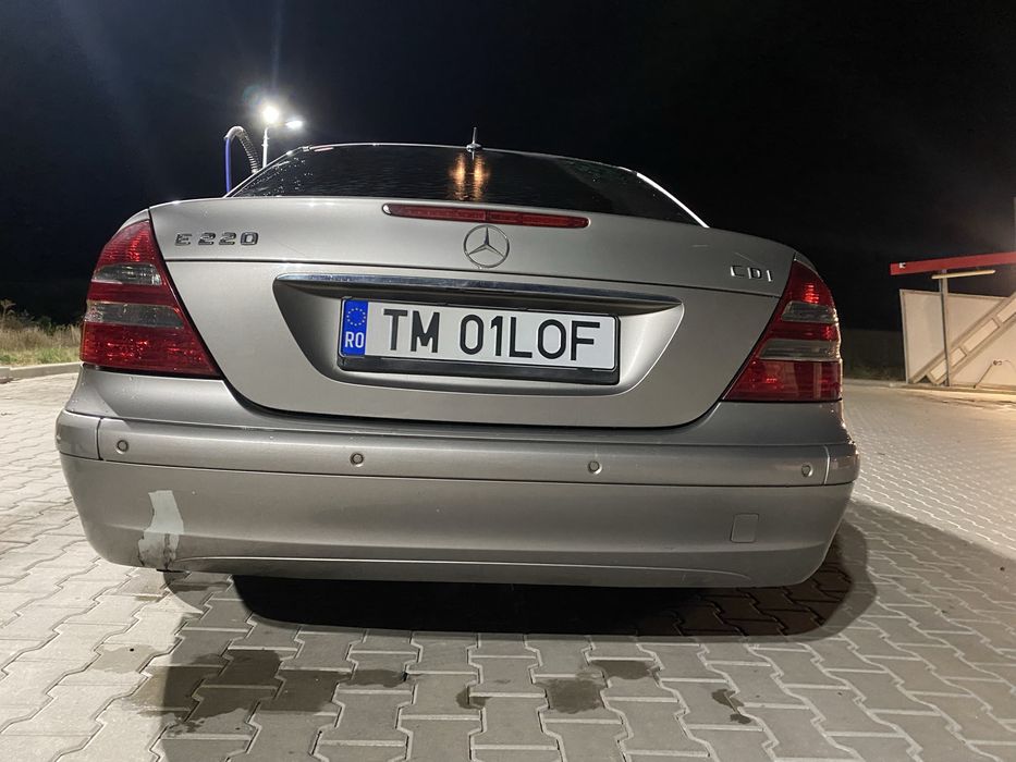 Mercedes-Benz E220 CDI W211 – 2005 Manual | 453.600 km | 3.300 € | Timișoara