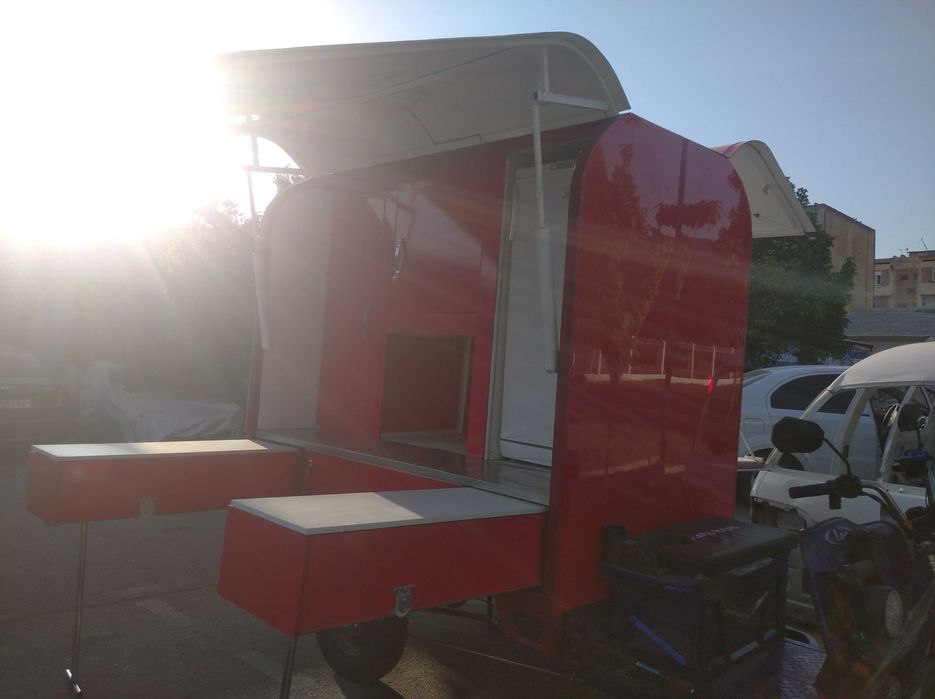 Мотороллер для уличной торговли