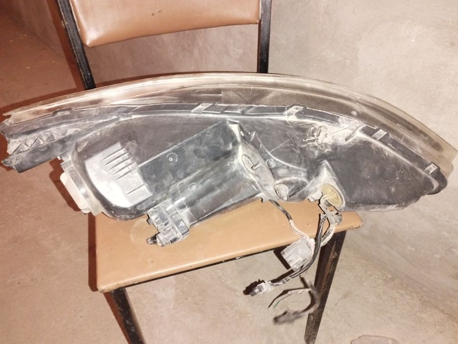 Фары автомобильные