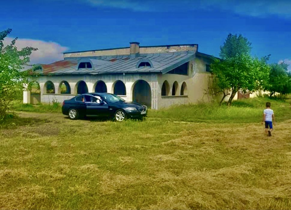 Teren intravilan cu constructie