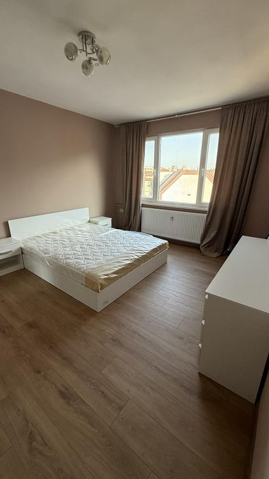 Дава се под наем Двустаен апартамент в Враца, Център - 68 кв.м за 398.82 € - Снимка #12