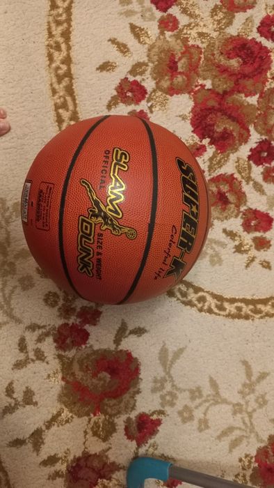 Баскетбольный мяч