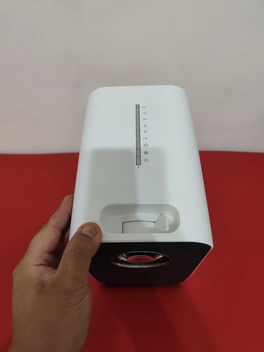 Проектор Rombica Ray Cube Q8