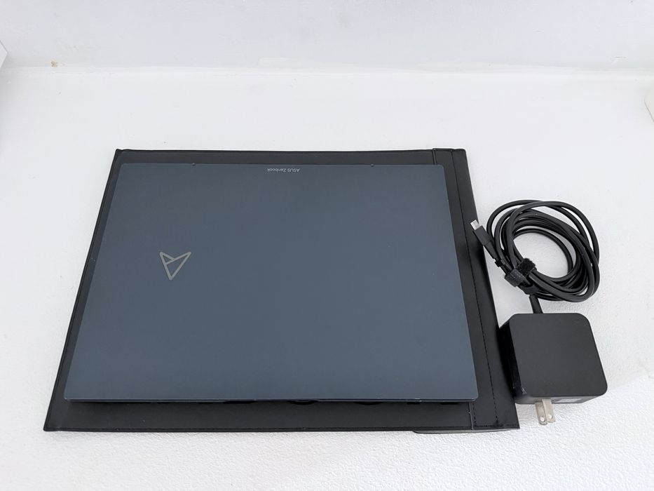 Ноутбук ASUS Zenbook s13 Oled