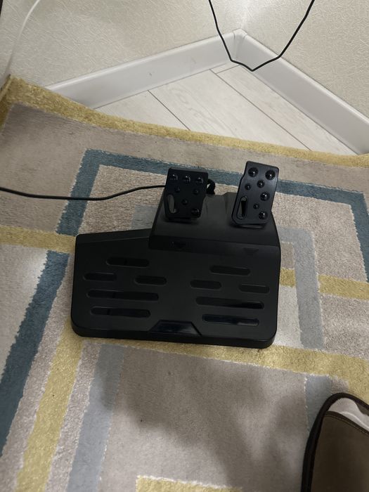 Игровой руль SVEN GC-W900