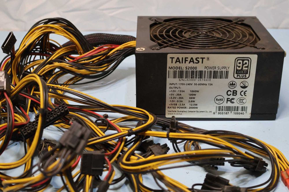 Блоки питания Zalman 700W + Taifast 2000W + еще один Taifast 2000W