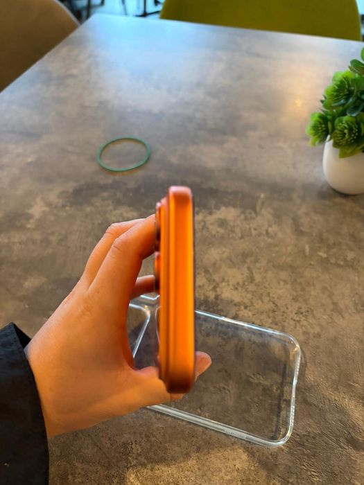 Iphone 17 pro max, 100%baterie, 25 de cicluri de incarcare