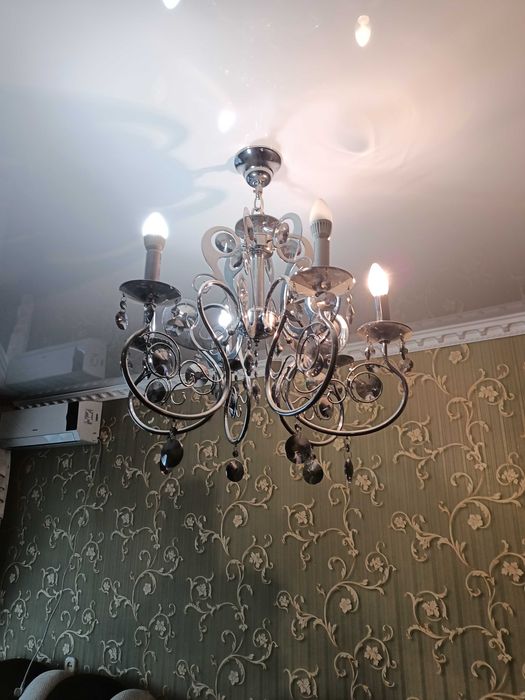 Люстра (металл + стекло)