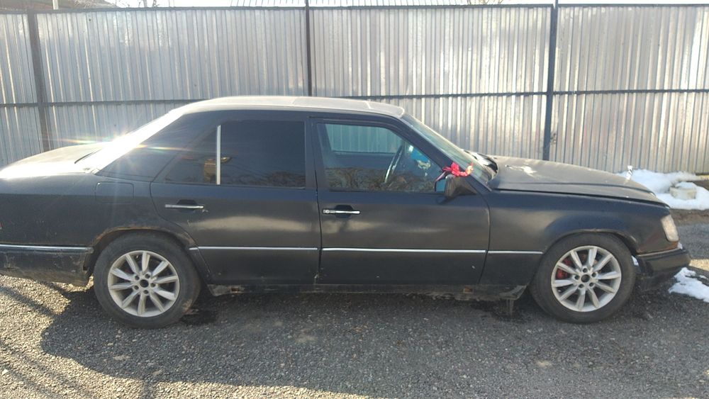 124 Мерс / Продам мерс 124 / 2.2л