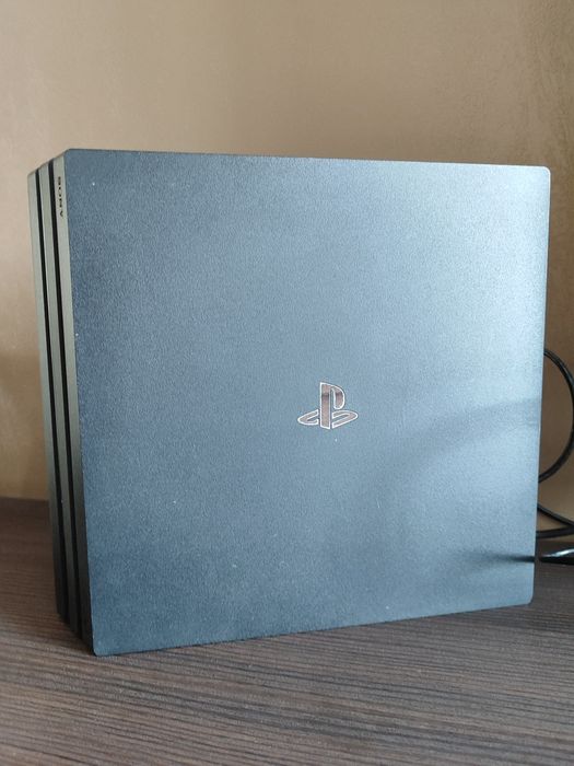 Пс 4 про 1 терабайт 12 игр