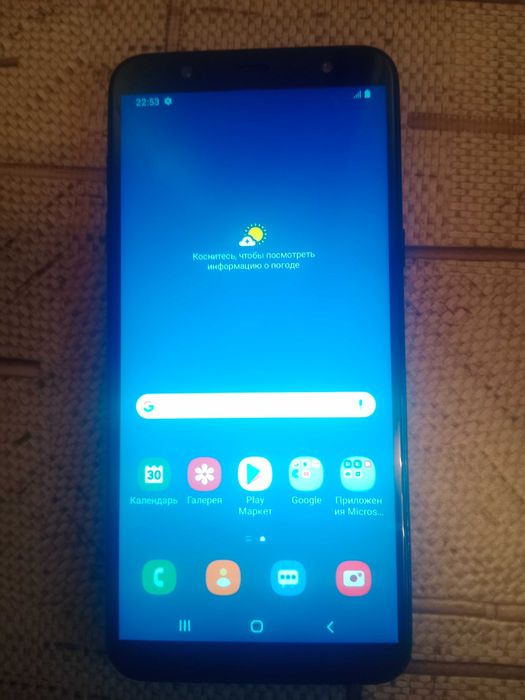 Продам Samsung Galaxy J8, 3х32
