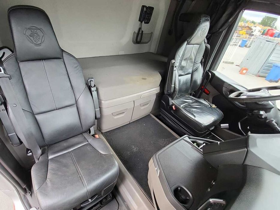 Шасси грузовика Scania R650