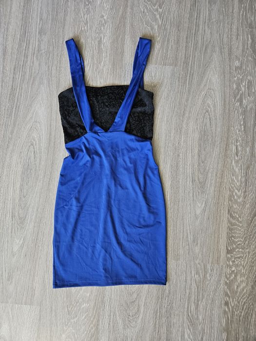 Тъмно синя официална рокля