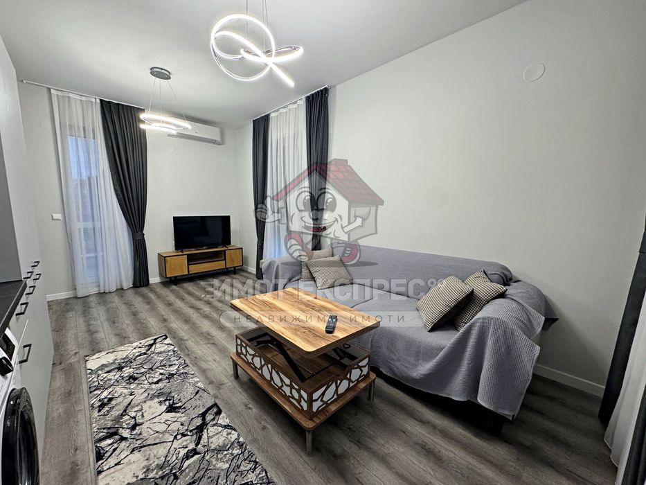 Дава се под наем Двустаен апартамент в Асеновград - 60 кв.м за 350 € - Снимка #4