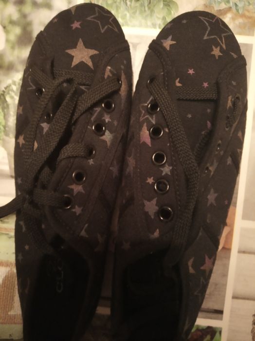 Дамски спортни обувки Clowse номер 38