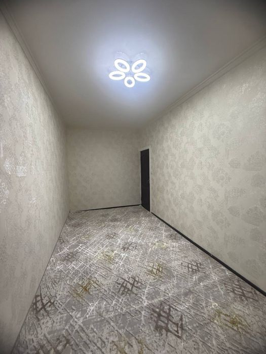 Своя ПРОДАЁТСЯ КВАРТИРА Чиланзар 19 - квартал Whatsapp 2/3/4 честая