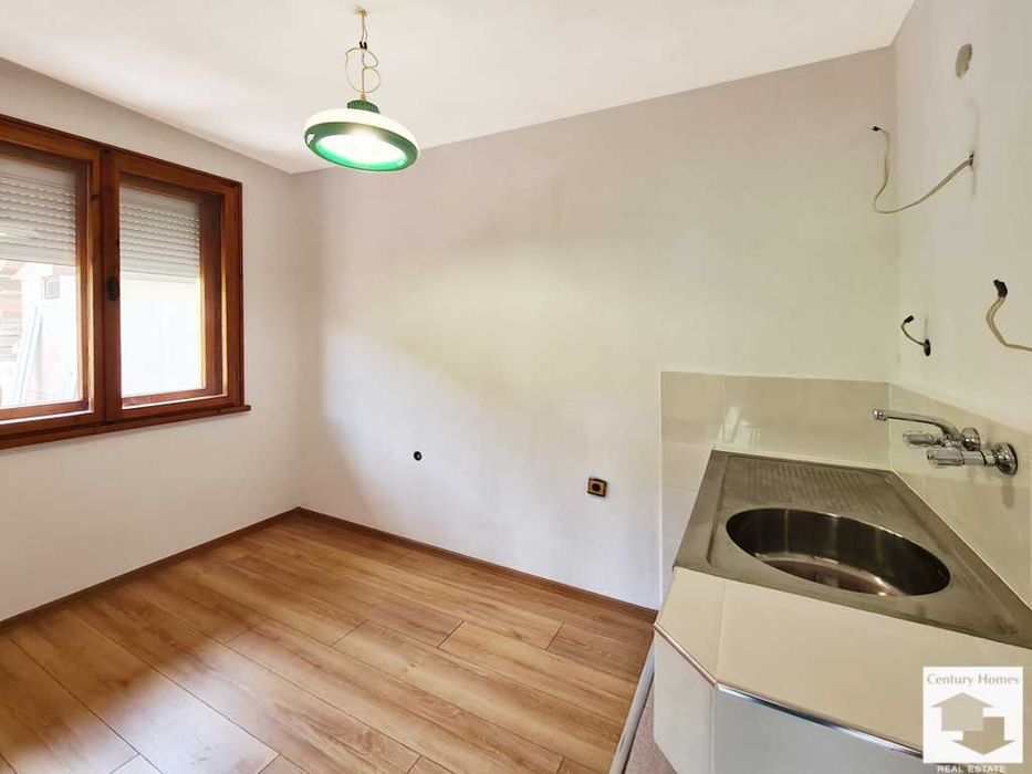 Продава се Къща в с. Горановци, Област Велико Търново - 140 кв.м за 419 €/кв.м - Снимка #8