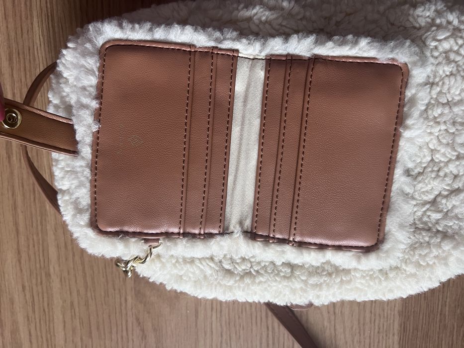 Дамска малка чанта