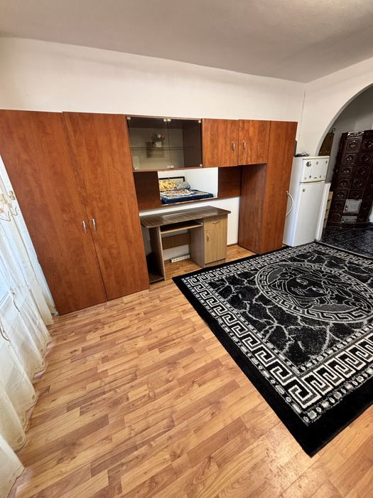 Garsoniera de inchiriat