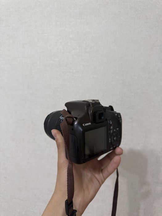 Сатам фотоаппарат Canon Оригинал