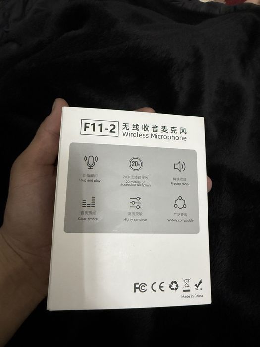 Mikrafon telefon uchun.Iphone Samsung va kompyuterlarga ulanadi.