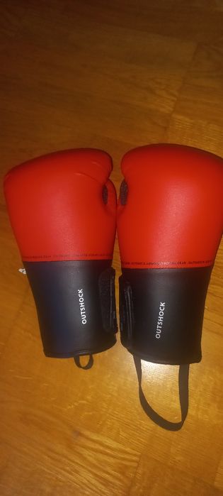Manusi de box Decathlon,  mărimea 8
