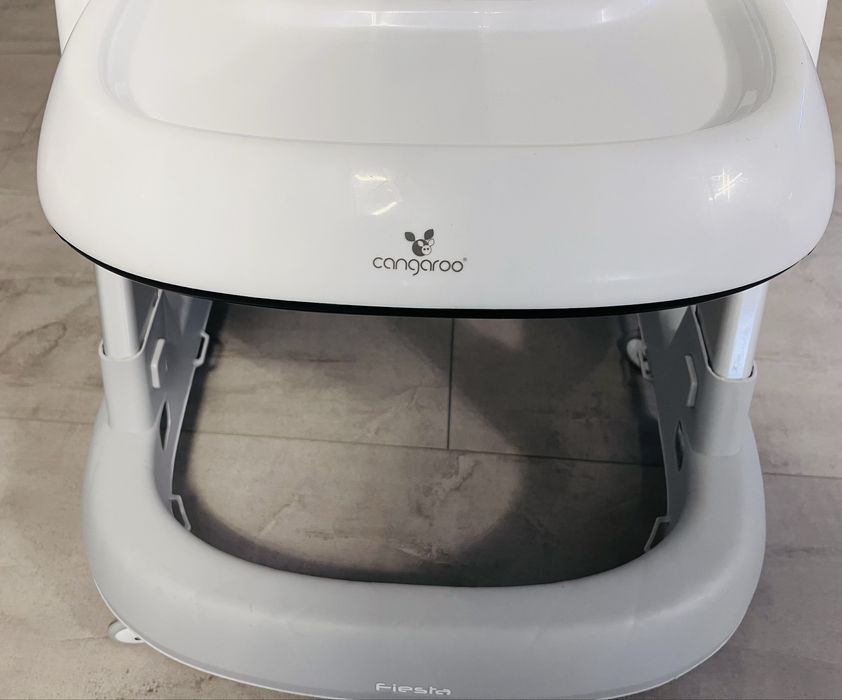 Бебешка проходилка Cangaroo