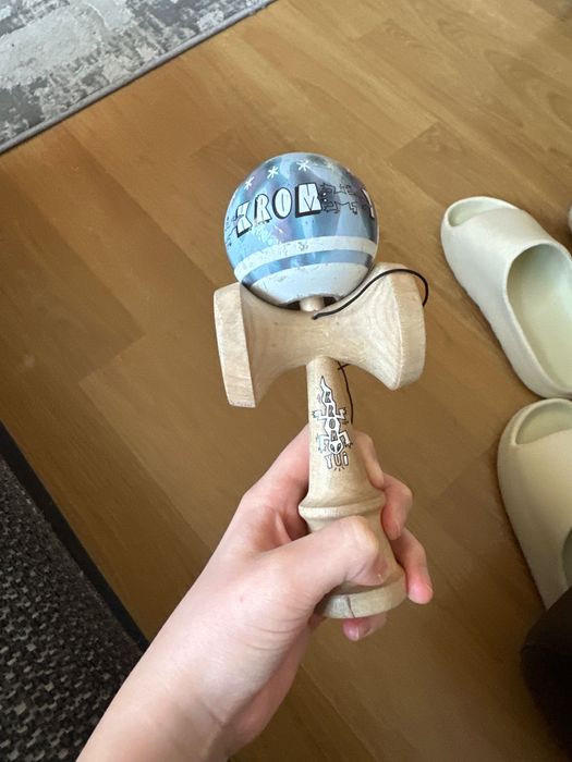 kendama yui grip foarte bun