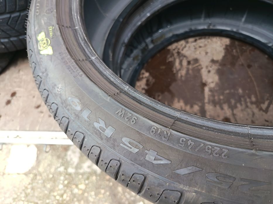 Anvelope vara 225 45 19 pirelli runflat 2023 6mm