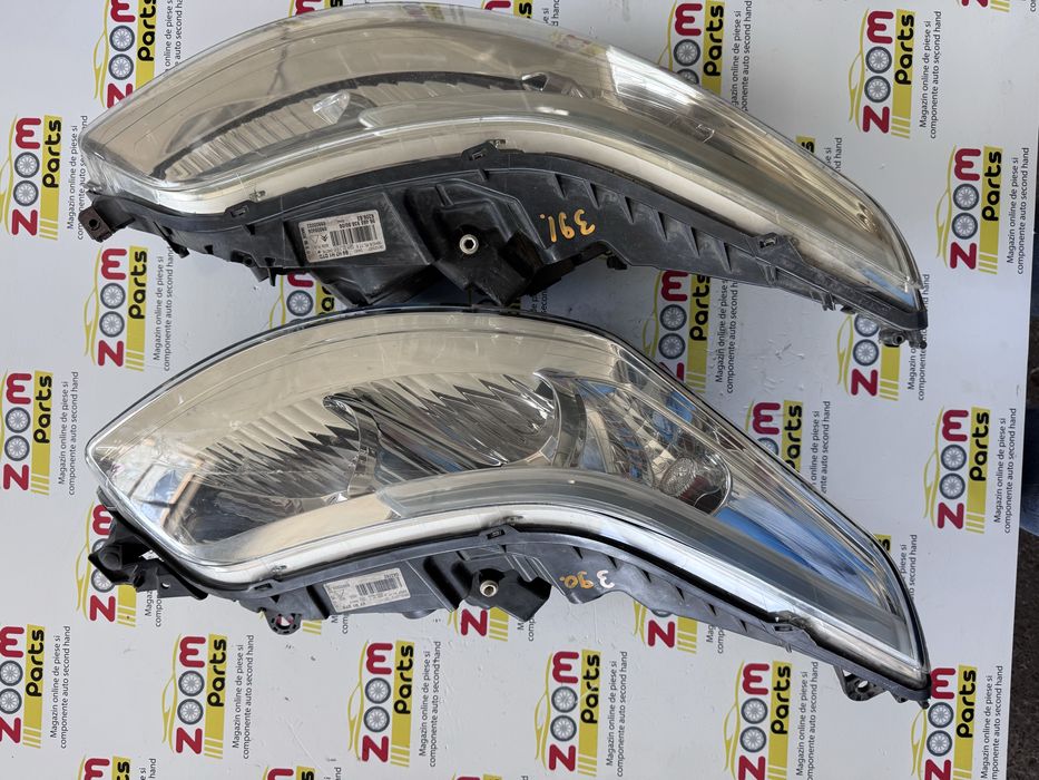 Far stanga dreapta Citroen C4 2005-2010