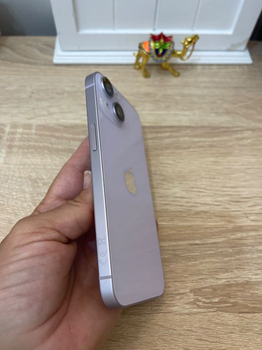 Телефон Iphone 17