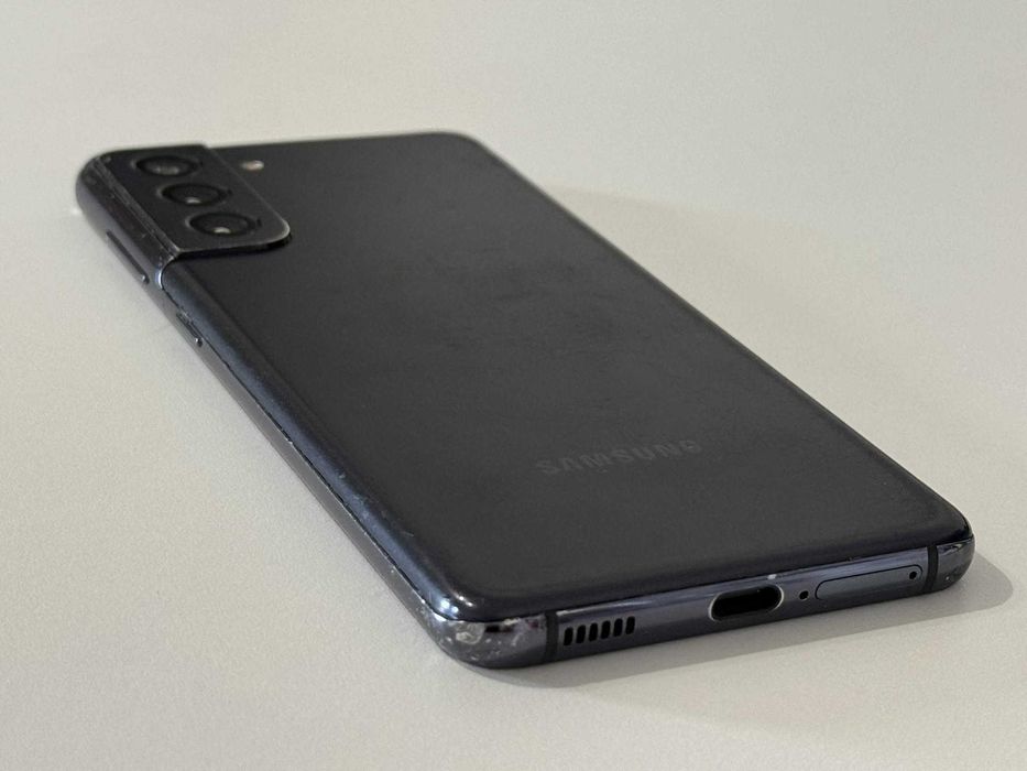 Бартер! Samsung Galaxy S21 Phantom Gray (Черен)