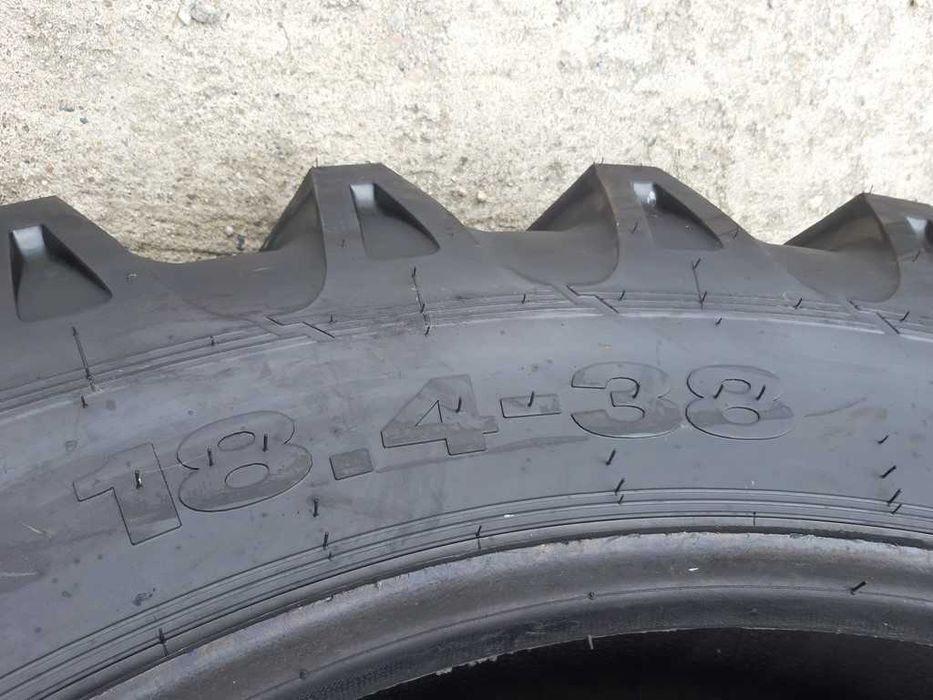 18.4-38 Anvelope noi agricole de tractor spate cu 10pliuri